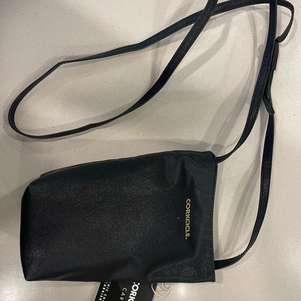Corkcicle Carry Sling Black Textured Bag